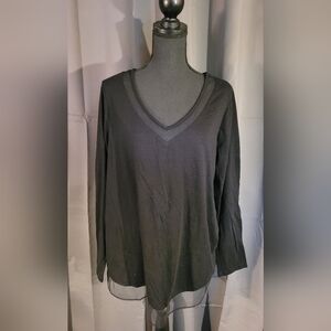 Lane Bryant Women's long sleeve tee with Chiffon.  Size 14-16. Black